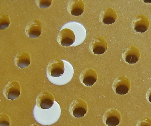 waarom zo groot verschil in prijs met gaatjes bord - Forum - Circuits